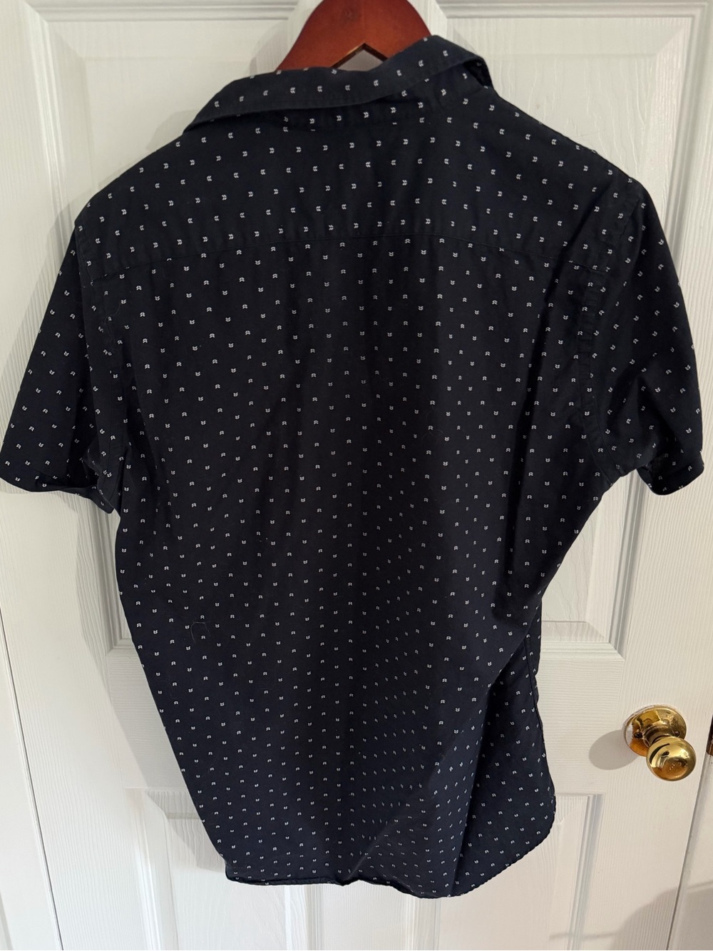 Zara Short-Sleeve Button-Up - Picture 2 of 4
